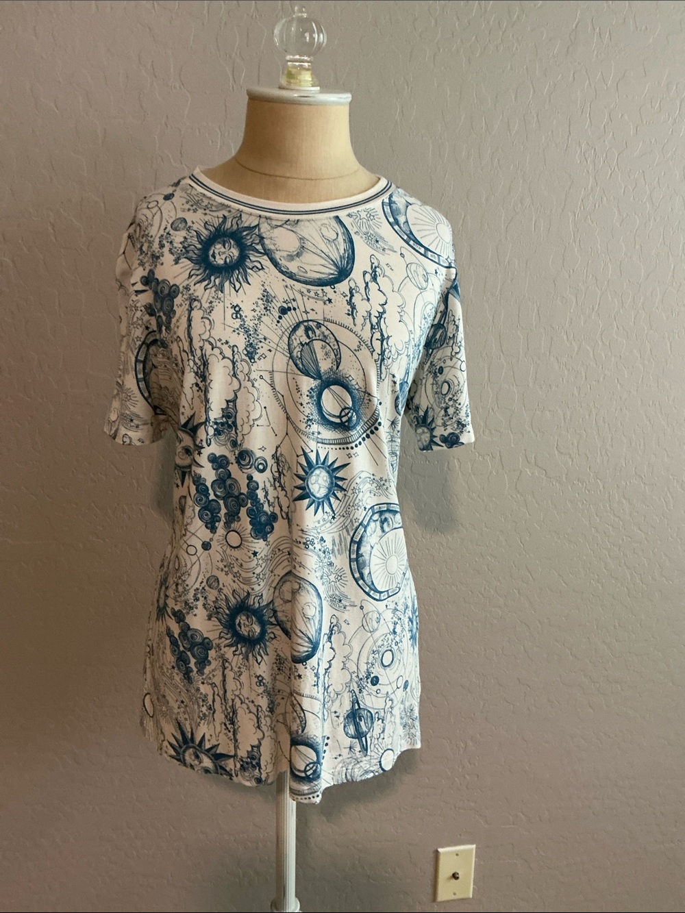 Johnny Was Janie Favorite White Tee with Blue Celestial Print